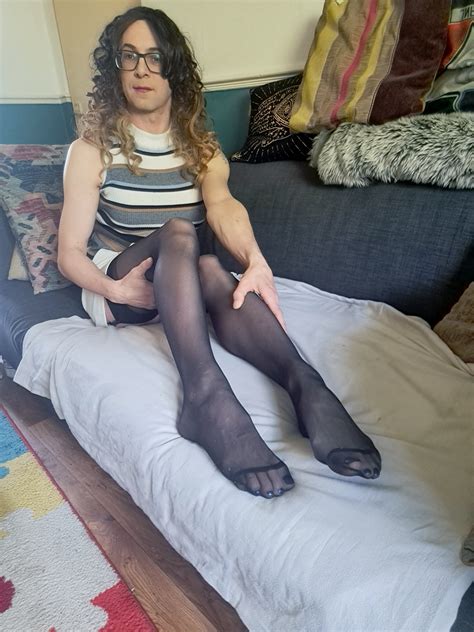 Danni Gets So Horny In Stockings And Heels Pics Xhamster