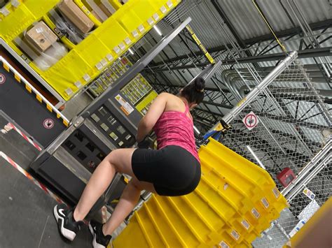 Venezuelan Milf In Short Leggings Short Shorts Volleyball Forum