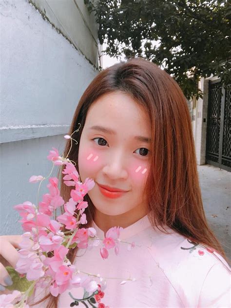 Nh Ng L N Ng Nh Khi N Fan S T X Nh X Ch C A Hot Girl Ng G T Titanic N I M I Th C