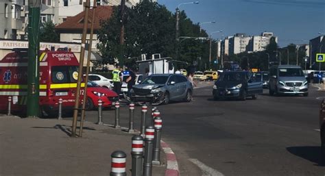 Accident Rutier N Sensul Giratoriu De La Anda Din Constan A Dou