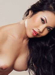 Thuy Li Nude Photo Gallery Morazzia