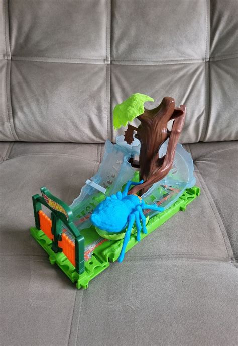 Pista Ataque Da Aranha Hot Wheels Brinquedo Mattel Usado