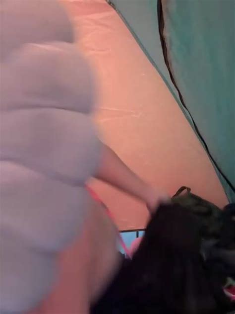 Nguyen Thi Ngoc Lan Adrian Ching Kah Siang Singapore TikTok Couple Live Streamer Public Live Sex