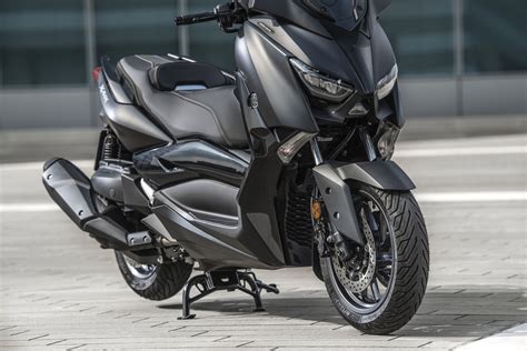 Motorrad Vergleich Yamaha Xmax 400 Iron Max 2019 Vs Yamaha Xmax 400 2020