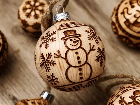 7 DIY Wooden Christmas Ornaments to Craft This Holiday | SawsHub