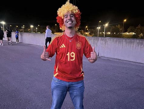 Lamine Yamals father shares emotional message after sons semi-final