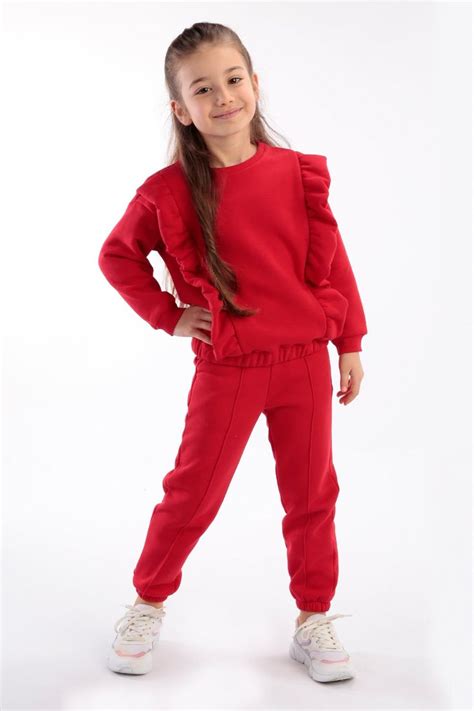 Sports Outerwear - Divonette - 2011-7 | Looks infantis, Looks, Infantil