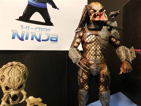 Classic Predator Scale Hot Toys Sideshow Collectible Review Hi Def Ninja Blu Ray