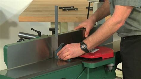 How-To Use Jointer Pals -- Knife Setting Jig for Jointers - YouTube