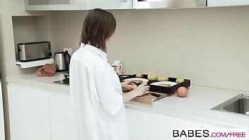 Babes Totti And Tina Hot Breakfast In Bed XNXX