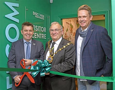 Mayor opens new Visitor Centre in latest market town investment