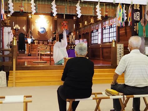 お朔日神楽祭・お朔日清祓 : “なかとりもち” として