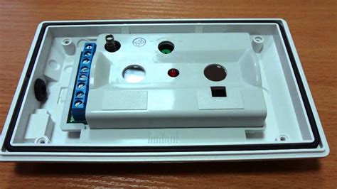 Пассивный ИК извещатель ИК+СВЧ D&D (Crow) - YouTube