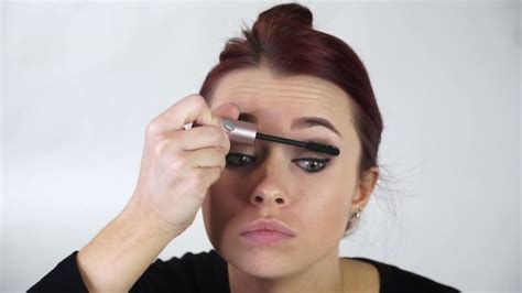 Full Face Neutral Smoky Eye Tutorial How To Do A Smoky Eye Naked Palette How To Fill