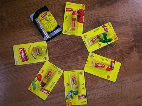 fashdiva: Carmex review ;)