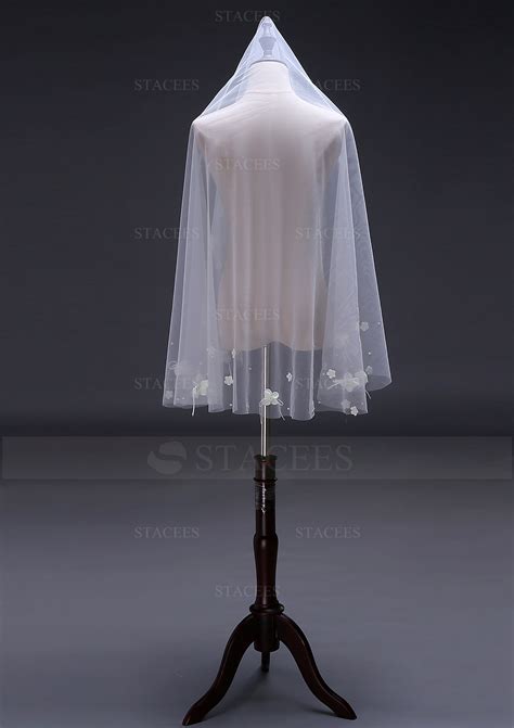 Tulle One-tier Fingertip Bridal Veils With Bowknot Flower (S1090132
