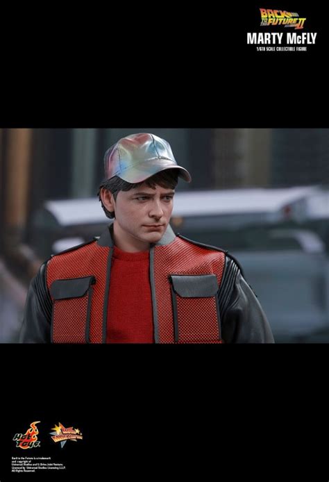 Marty McFly Aus Dem Film Back To The Future Part II Von Hot Toys Michael J Fox
