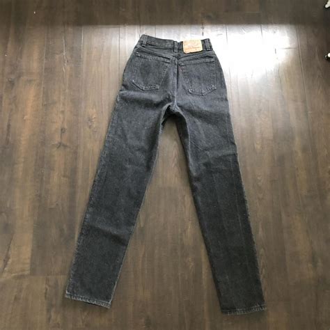 Gorgeous Vintage Levi 501 High Waisted Jeans 🖤 Depop
