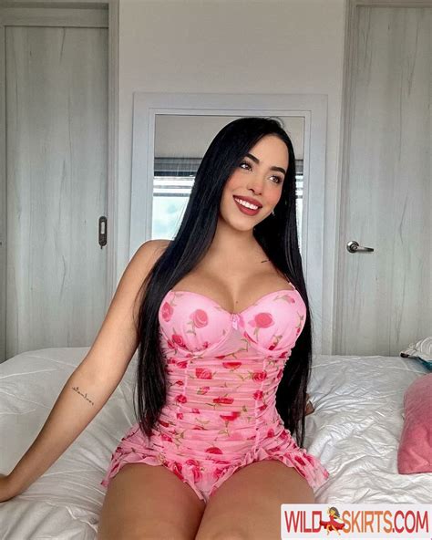 Gêmeas Abello valentinaabello nude Instagram leaked photo