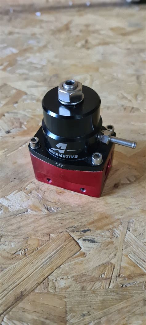 Regulator Ci Nienia Paliwa Aeromotive A Efi Usa Are Za Z