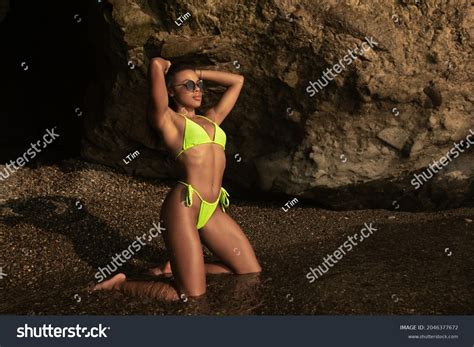 Beautiful Sexy Black Woman Bikini Beach Stock Photo Edit Now 2046377672 Shutterstock