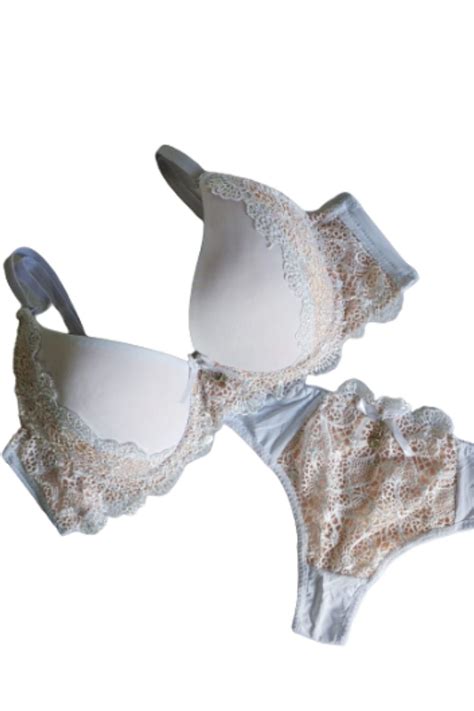 Conjunto de Lingerie Flower em Renda Calcinha Fio Dental Arzzani Moda Íntima