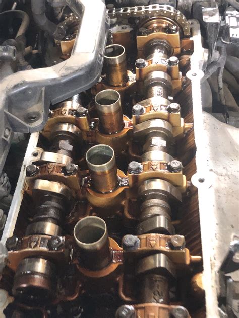 Замена прокладки клапанной крышки — KIA Rio (2G), 1,4 л, 2006 года ...