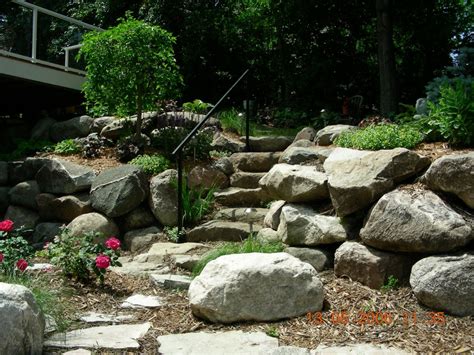 Use Landscaping Rocks To Make Your Yard Stand Out Great Goats Landscapinggreat Goats Landscaping