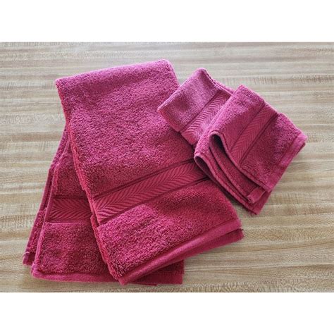 Better Homes And Gardens Set Of Red Bathroom Towels 2 Wash And 2 Hand