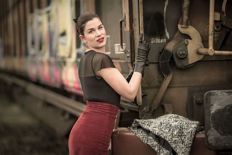 Travel In Style With The Lovely Chic Shirt By Pussy Deluxe RetroCat