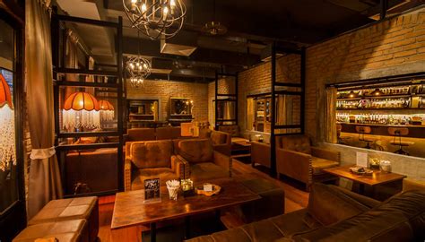 restaurants  singapore  sharp rise  fall   fb industry