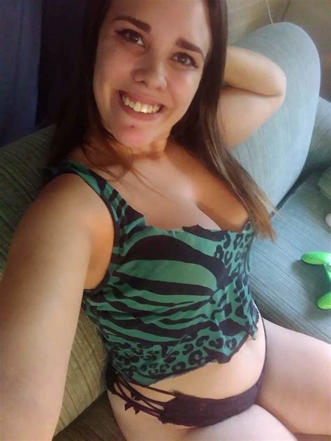 Horny Nicky Shesfreaky