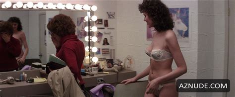 GEENA DAVIS Nude AZNude