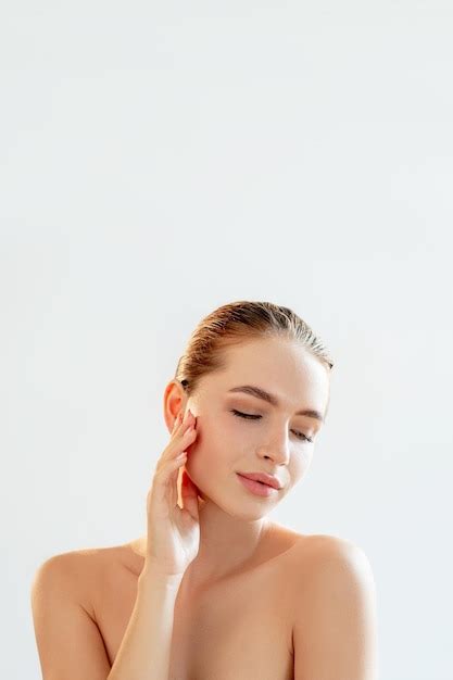 Premium Photo Facelift Procedure Beauty Care Portrait Of Sensual Woman With Nude Makeup Bare