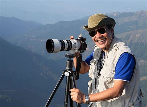 Thái Phiên Kẻ dấn thân kiếm tìm vẻ đẹp phụ nữ qua ảnh nude RedBrick Art Space