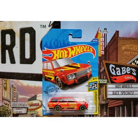 Hot Wheels Datsun Bluebird Wagon Momo