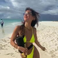 INSTA Bella Hadid Yellow Bikini 10 16 2020 Video Phun Org Forum