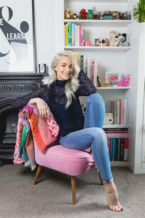 How to Achieve a Brighter, Whiter, Healthier Smile - Inthefrow
