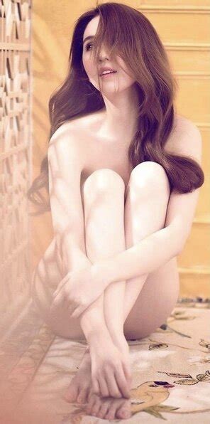 Asian Camel Toe A Porn Pic