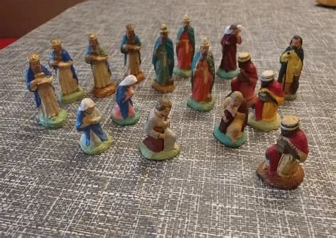 LOT DE 16 anciens santons crèche berger mages Joseph et Marie