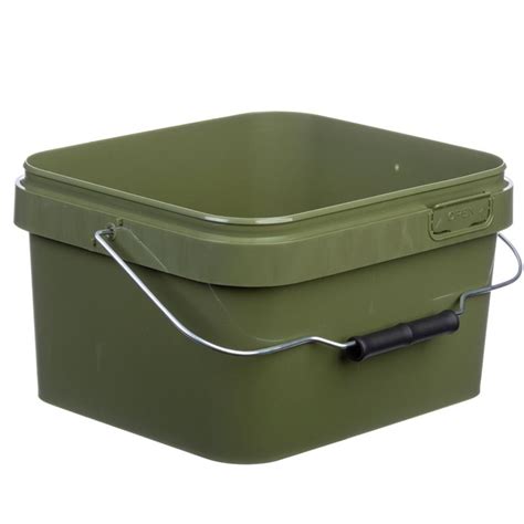 green square bait bucket