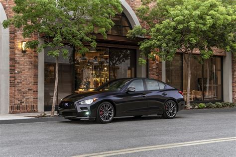 Infiniti Debuts Color Shifting Black Opal Paint On Q Red Sport