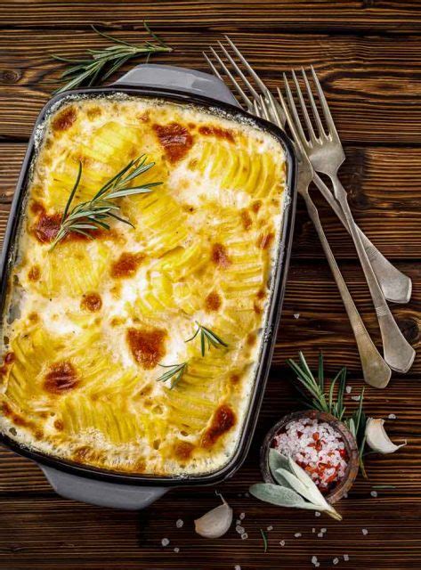 Instant Pot Scalloped Potatoes • The Wicked Noodle