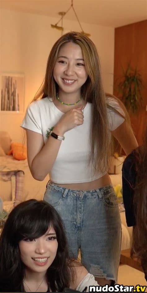 Fuslie Leslie Nude OnlyFans Photo 165 Nudostar TV