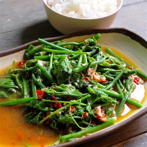 20 Best Vegetarian Thai Dishes - MOON and spoon and yum