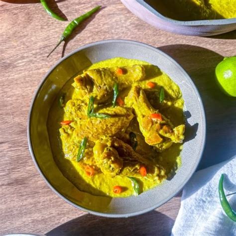 ayam masak lemak cili api chicken  spicy turmeric coconut curry