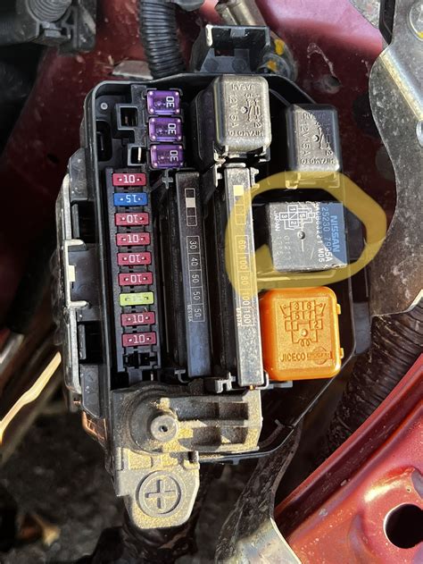 Radiator fan, Cooling system, ABS traction control problems. | IPDM