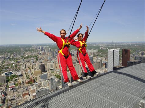 Adventure Review: CN Tower Edgewalk in Toronto [VIDEO]