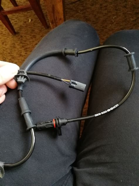 Замена датчика ABS — KIA Ceed (2G), 1,6 л, 2014 года | своими руками ...