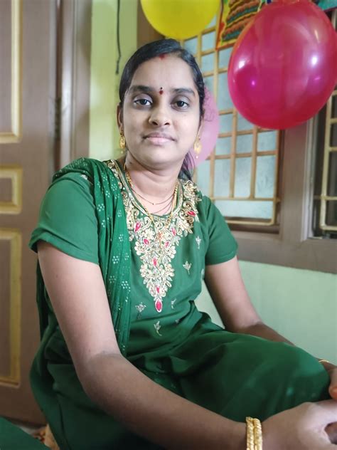 Beautiful Women Over 40 Actress Without Makeup Hit Girls Actress Bikini Images Most